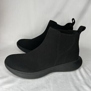 Vivaia Urban Round-Toe Slip-On Sneaker Boots - Black Size Womens 10. 5 (Euro 42)